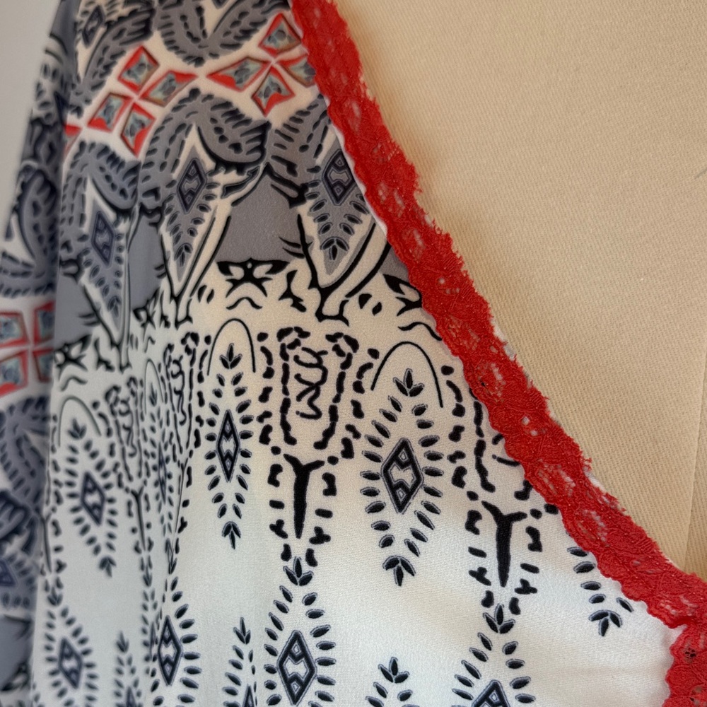 CUPSHE Boho Border Print Cover-Up with Coral Trim Size-Large - Picture 3 of 16